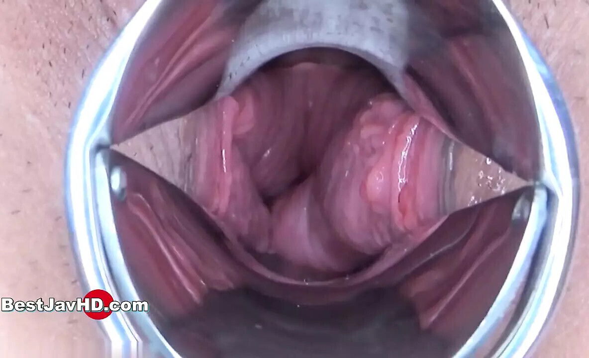 Naked amateur Japanese ager lets investigate slit super-hot action.