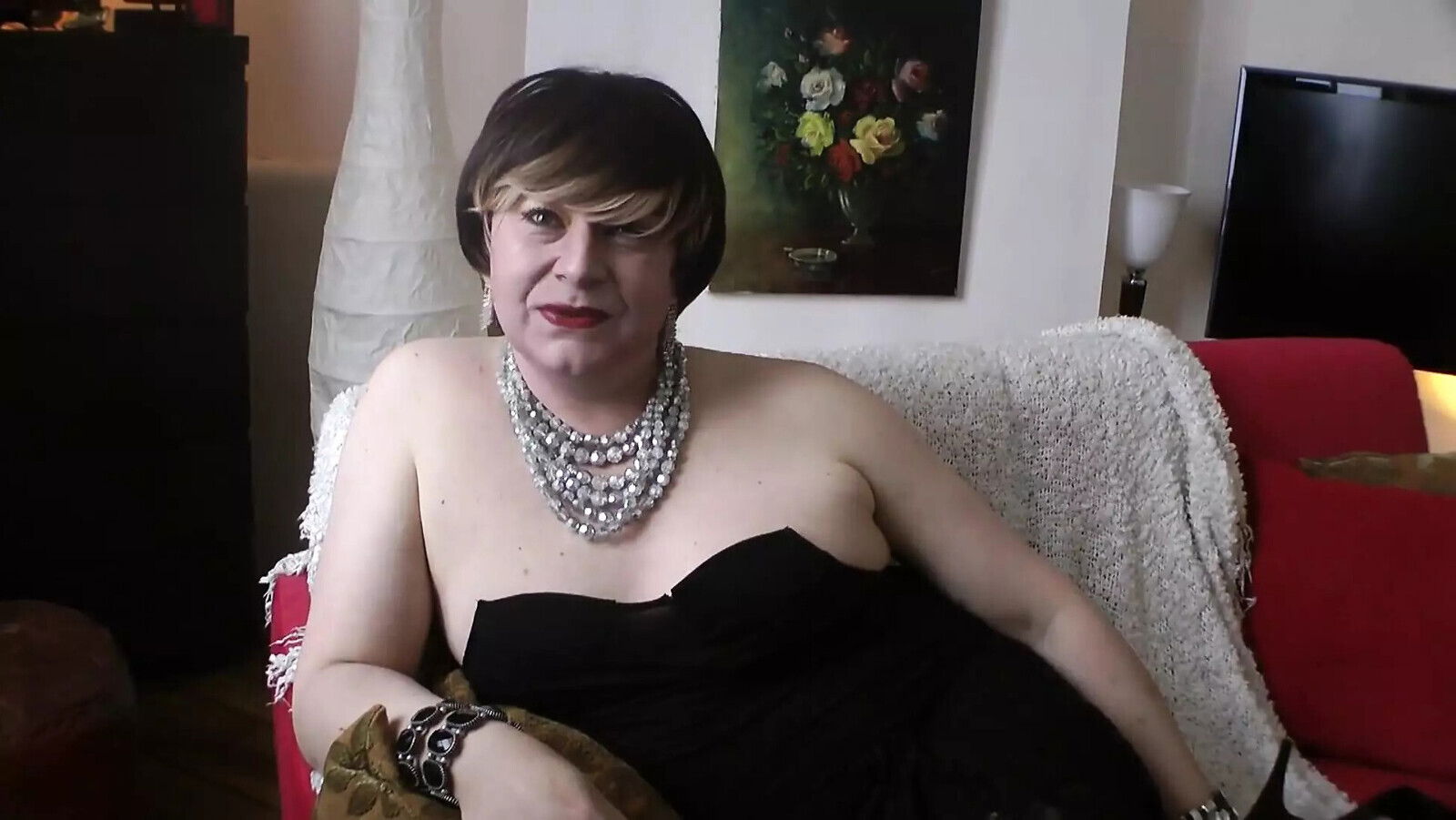 Mature Trans Gets Fucked Black