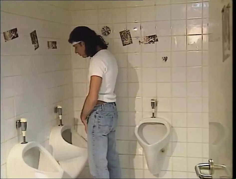 Horny Orgy Bathroom Club