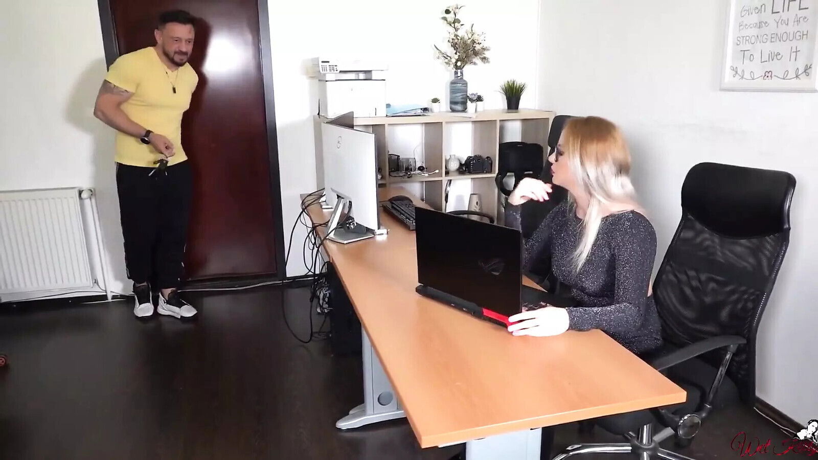 Driver Fucked Boss Instead Heachade Pill