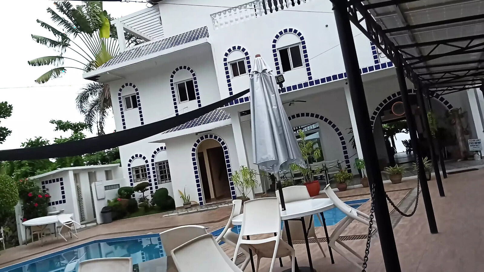 Don't Beautiful Eyeglasses, Inside Slit