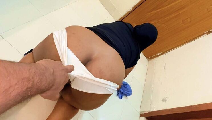 Indian Muslim Maid Gets Rough Hairy Pussy Fucked Boss Office