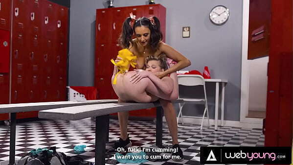 Let'_s Who'_s Best Cheerleader! Petites Eliza Ibarra &amp_ Lovelock Turn Feral Locker Room