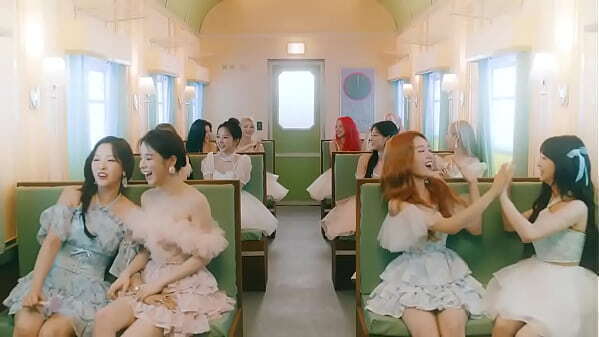 Loona Flip [MV] #BOYCOTTBBC