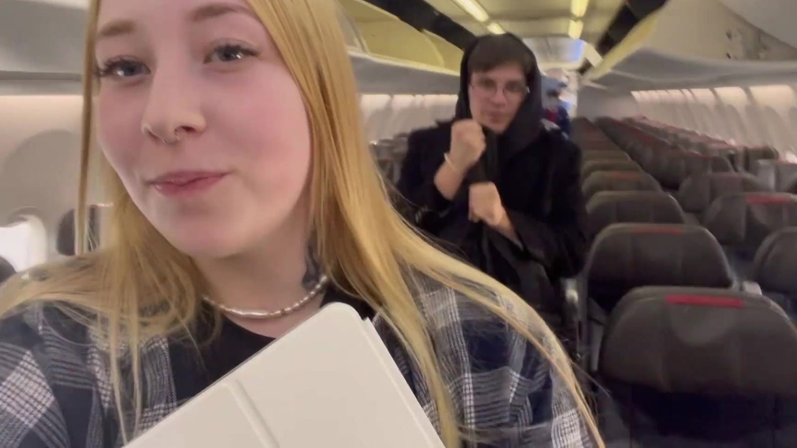 Teen tricks into risky fuck plane