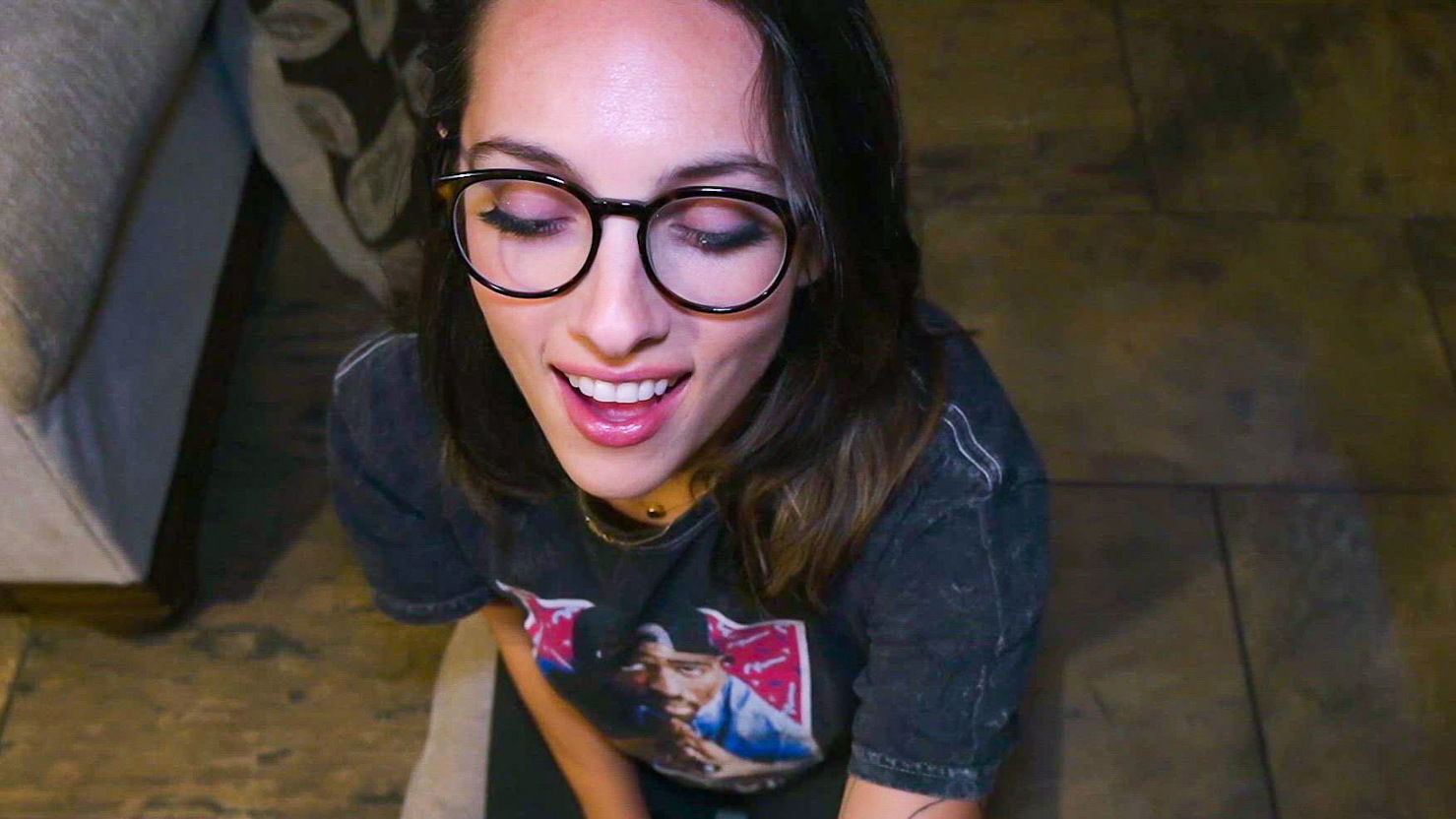 Tabby Noname sucks lover's licks asshole before getting laid