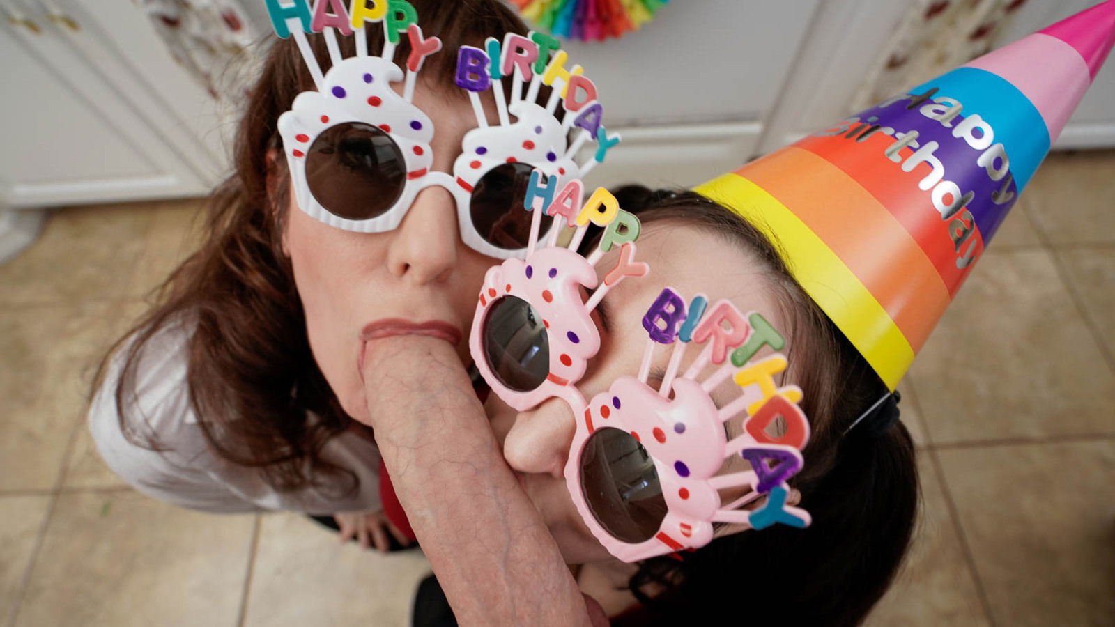 Dark-haired slut Tifa Quinn Melody Mynx pounded