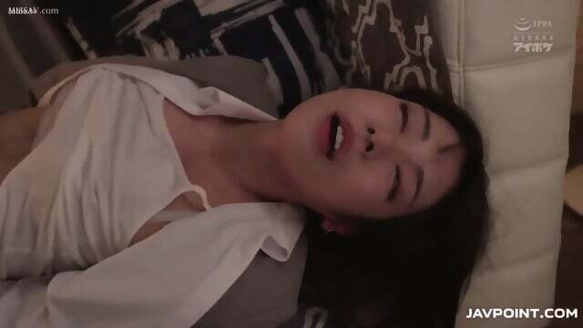 Awakening until next morning with aphrodisiac- Kimeseku room play hate much broke Kaede Karen Kaede Karen (Tanaka Lemon)...OP