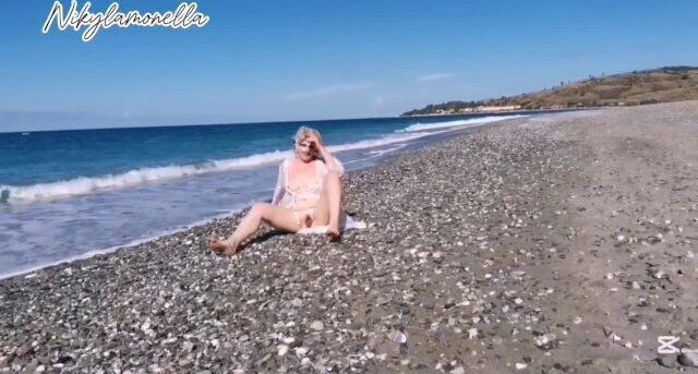 giorno mare nuda scopata macchina, matrimonio Niky Monella