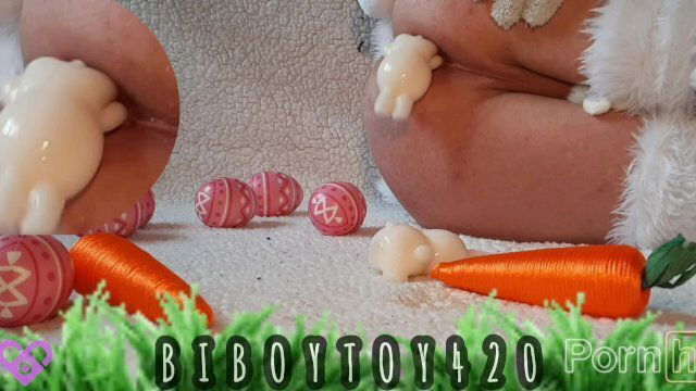 Bunny cosplay expulse small bunnies from until huge prolpase.