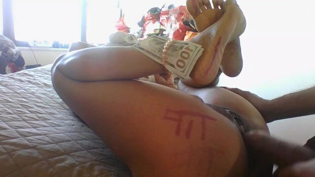 WIFE EBONY BROQWN SKIN TAKES DICK BROWN