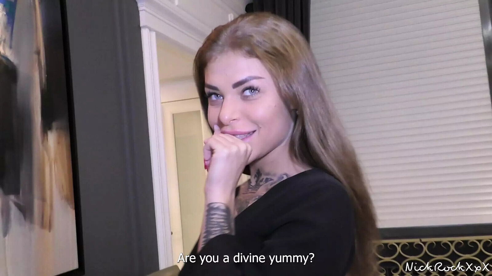 Tattooed machine with clit licks balls before hard fucking!