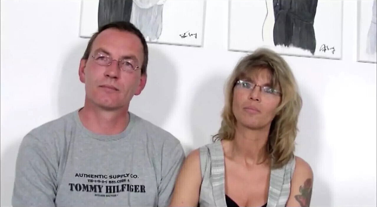 Mature tattooed couple dick sucking pussy fucking