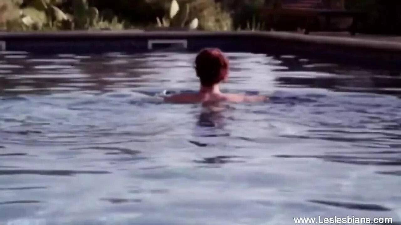 Sweet Daphne Likcs Friend's Pussy