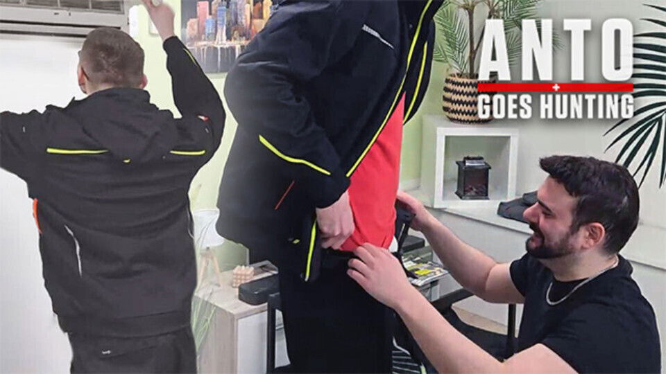 Straight Co-worker previous installer, comes over repair gets blowjob