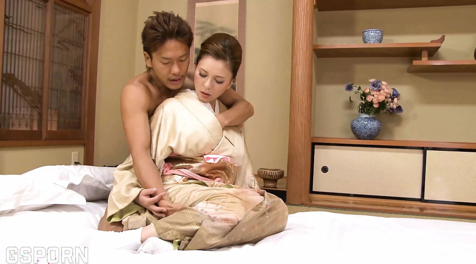 Boobs Japanese MILF with Kimono Fucking Happy