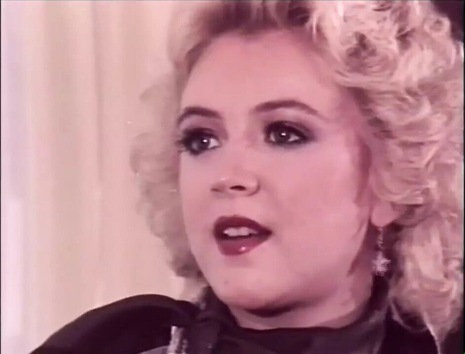 MILFs Fucked Cummed Mouth Moana Pozzi Fucked Cummed Black