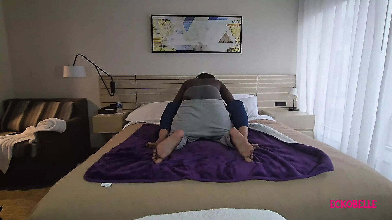 Eckobelle Catches Cheating