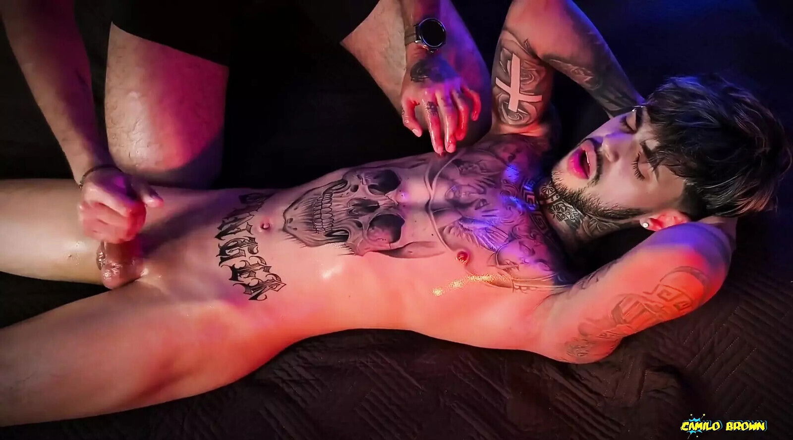 Camilo Brown Giving Intense Handjob Tattooed Stud Inked Mike Making Shoot
