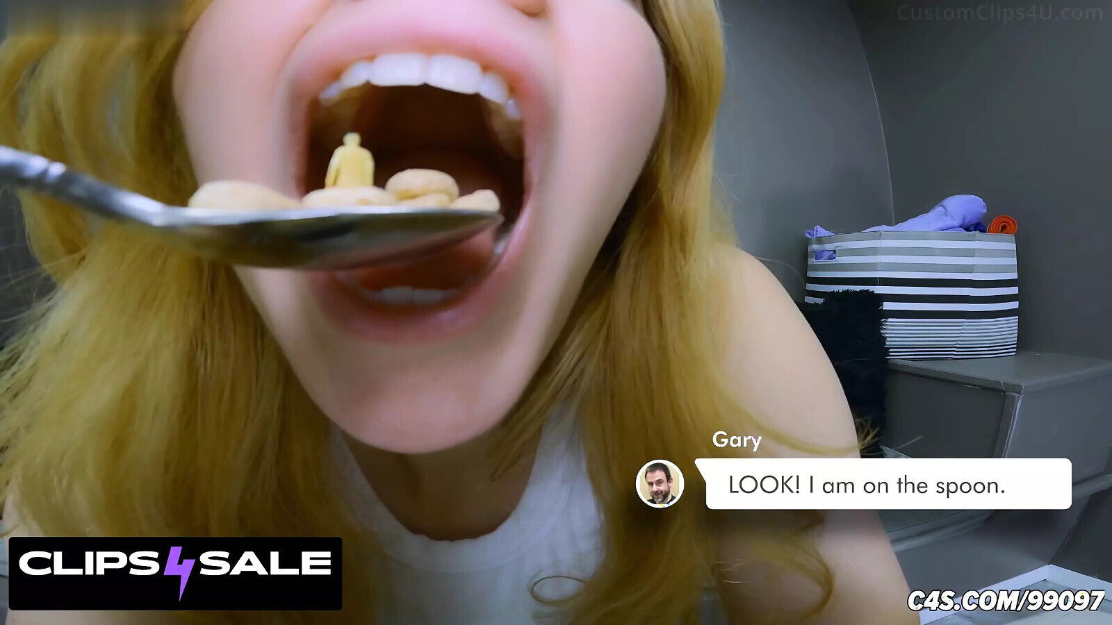 Velvet's Crush Giantess Fantasy Giant Booty Shakes