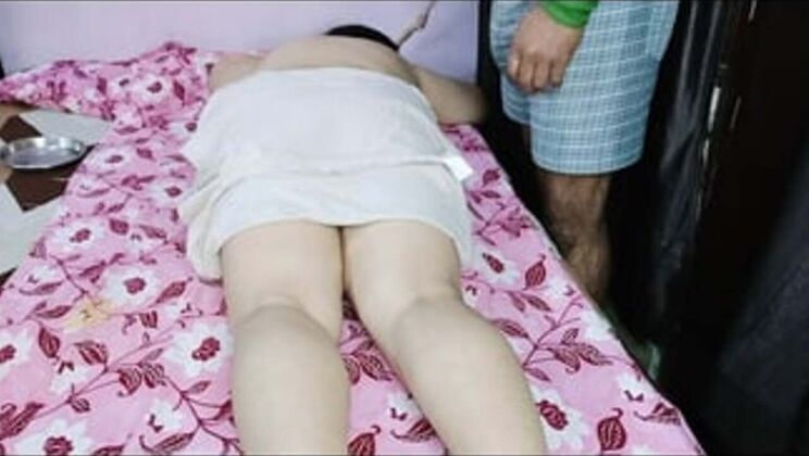 Indian Neighbor Gets Massage Hardcore with Vincy4 Vinky05