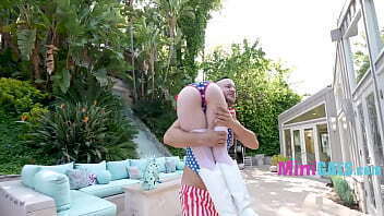 Uncle Fills Petite Teen'_s Pussy With Patriotism