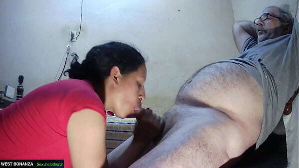KNEES BLOWJOB Sucking Into Mouth
