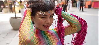 Carnaval - gostosas transando em ritmo de carnaval.