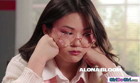 Theres nothing hotter than Asian lesbian college orgy