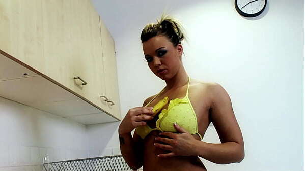 Robyn Truelove Gets Oiled Before