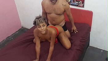 Novinha Casada trai marido melhor amigo