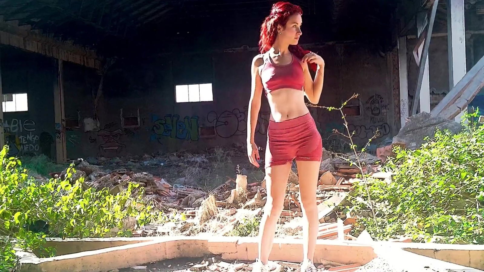 Gets Horny Abandoned Ship, Then Puts Whole Hand Cute Pussy Ariel Ortiz