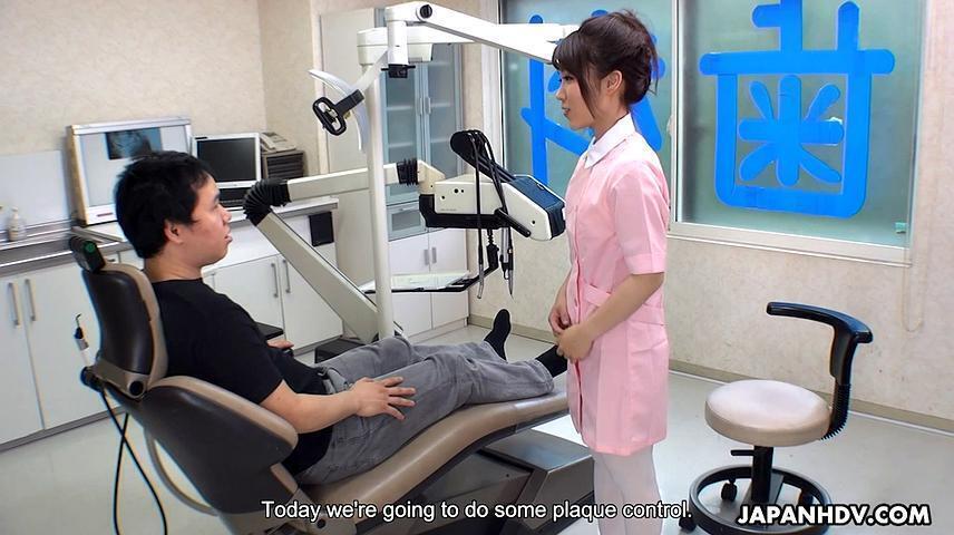 Chinen dental assistant loves drilled patients