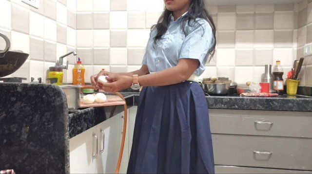 18yrs teen girl fucked house teacher! Desi indian college girl hindi audio