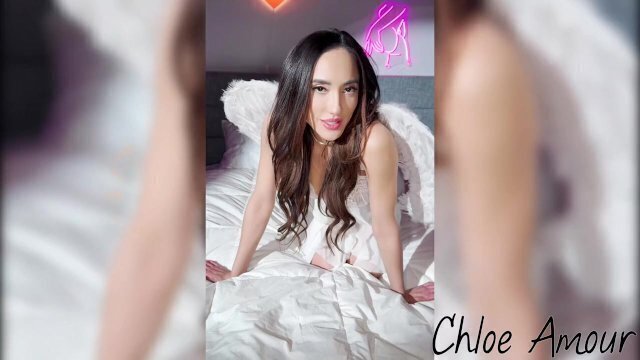 Angel Devil Sexual Freak Chloe Amour