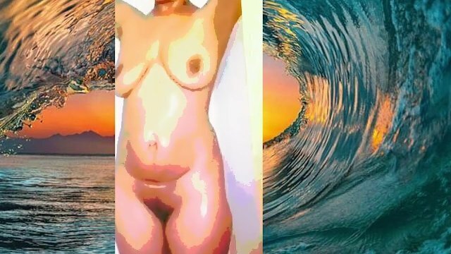 BEAUTIFUL HAWAII FEMALE SHOWERS WATER