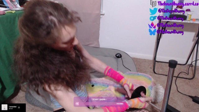 Cute ravebunny gets stretched
