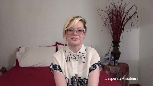 Desperate Amateurs Pearl gets tight pussy pounded hard