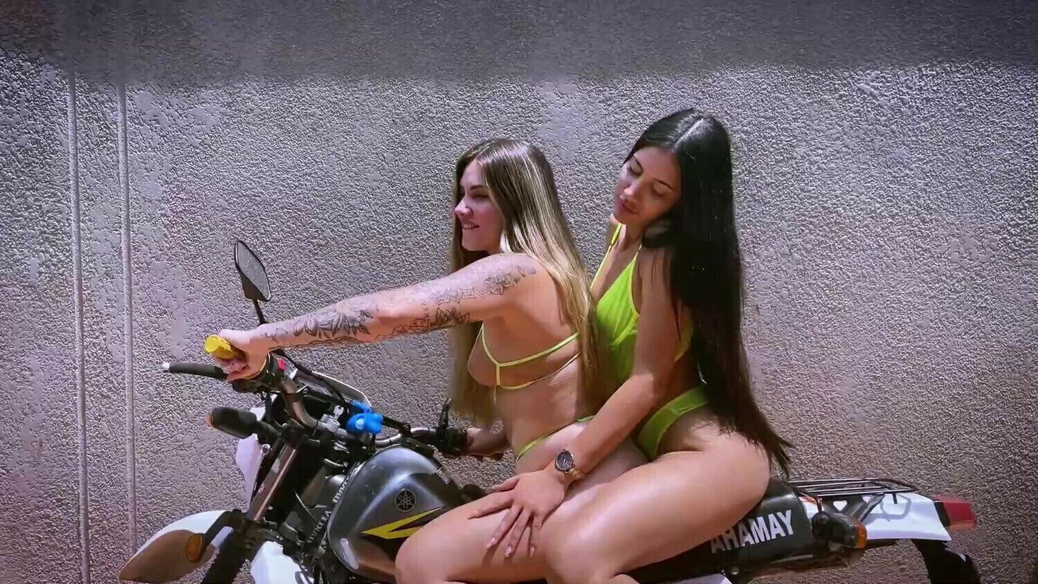 Latinas fucking hotter motorcycle neighbor used Medellin cartel
