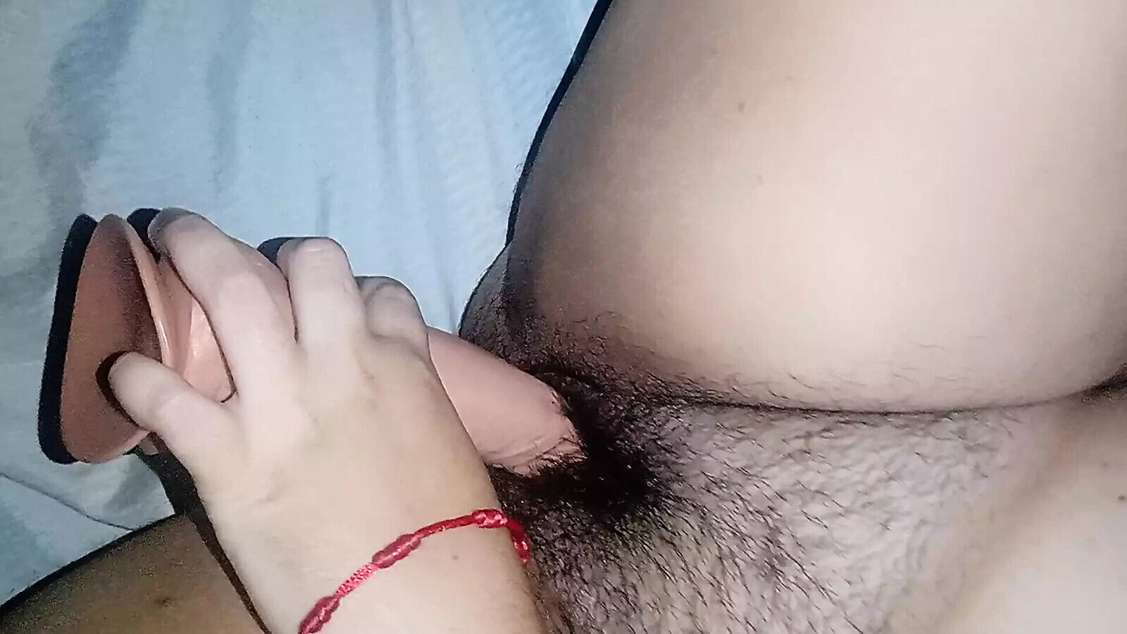 DILDO VIRGIN PUSSY