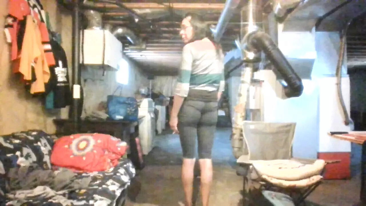 deep wedgie tight jean shorts