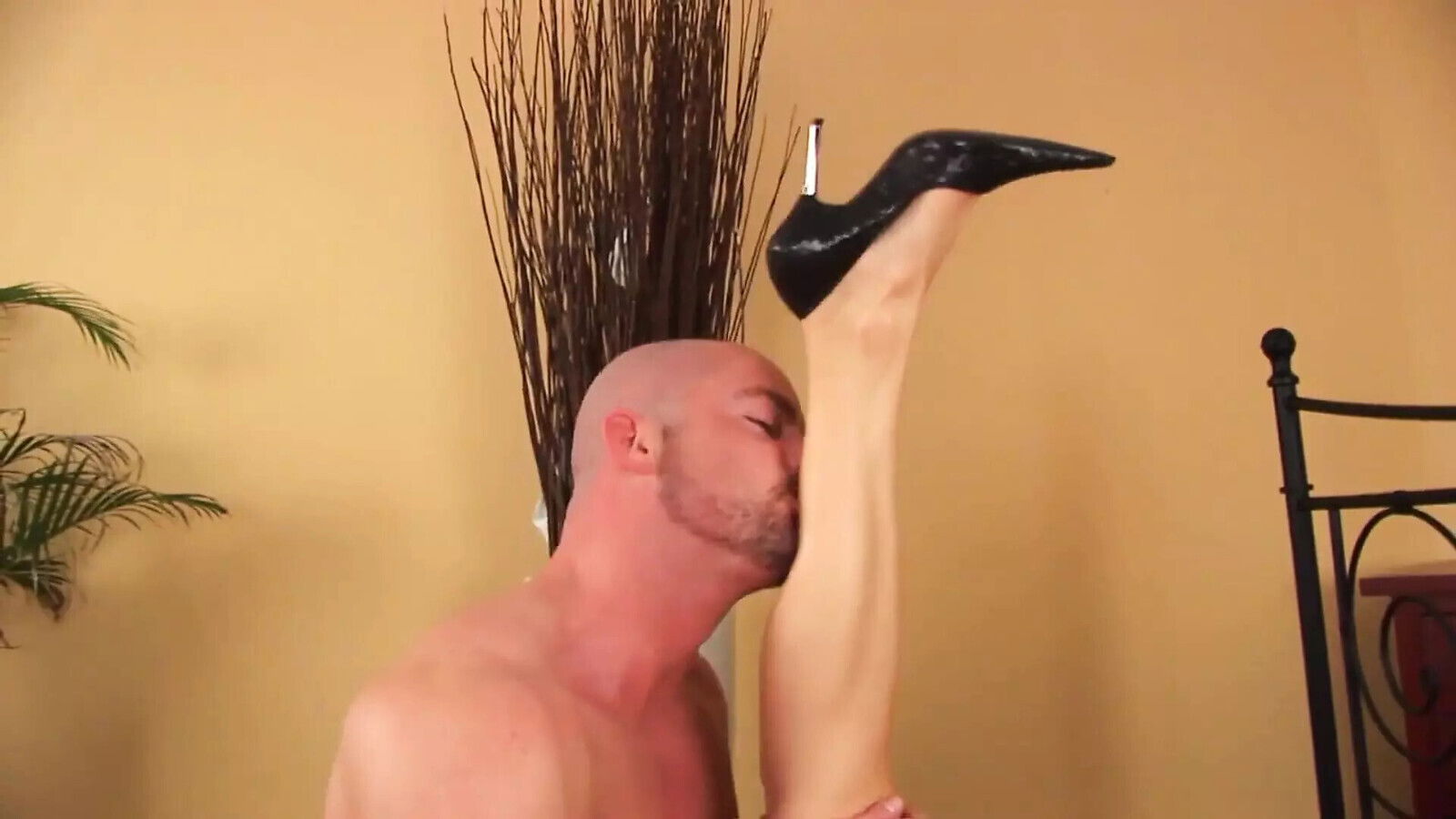 Pretty does blowjob hard fuck with huge