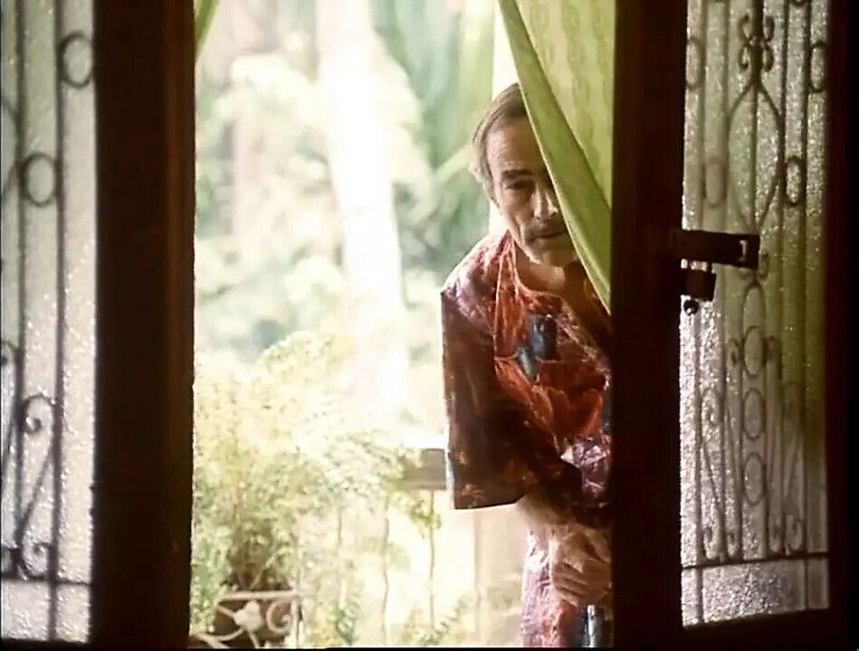 SPIANDO SIMONA (Full Movie)