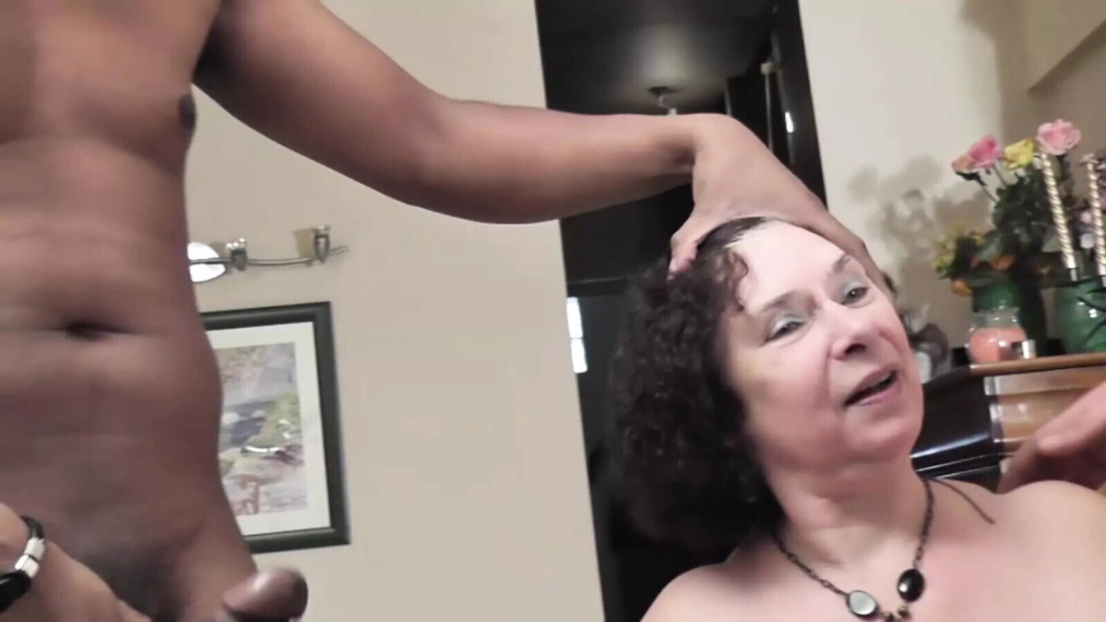 Granny with Huge Gets Fucked