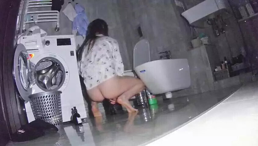 Real deception.Wife cheats husband's best friend.