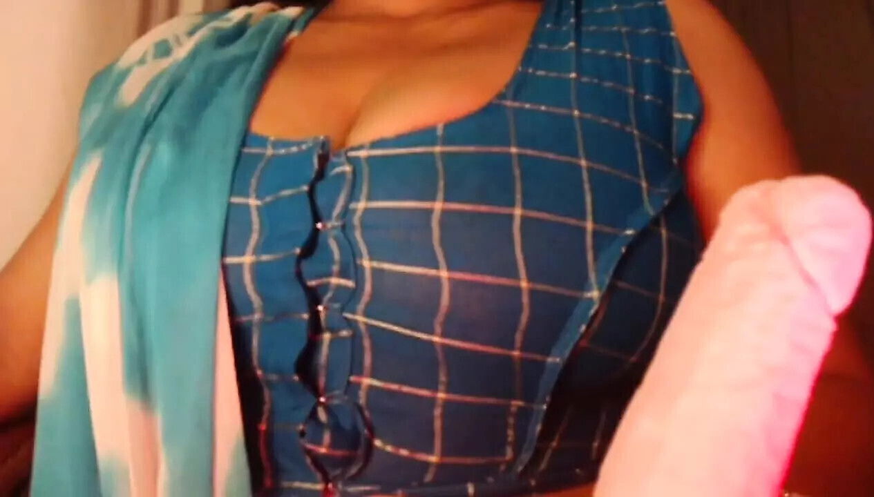 Dildo Fucking Pussy Fingering Boobs Show