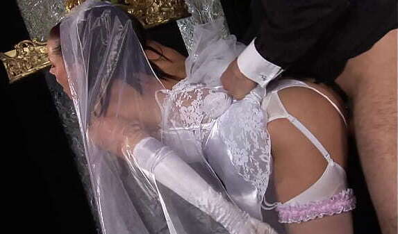 Aurora Snow Friend Ashley Long Share Swap