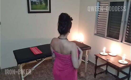 seduced during first massage... ***(SHORT)***