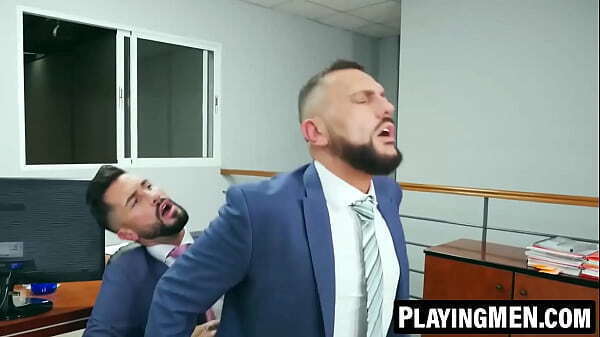 PlayingMen.com Vicious bangs Andrea Suarez'_s tight workmate hole