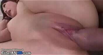 Japanese teen enjoys massive squirt getting fucked